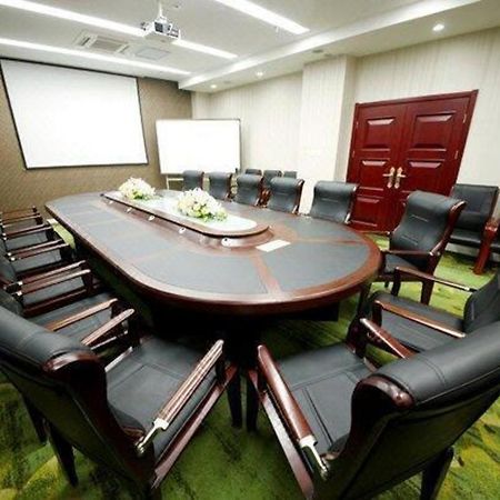 Chonpines Hotels- Shijiazhuang Fangbei Ershilipu  Екстер'єр фото