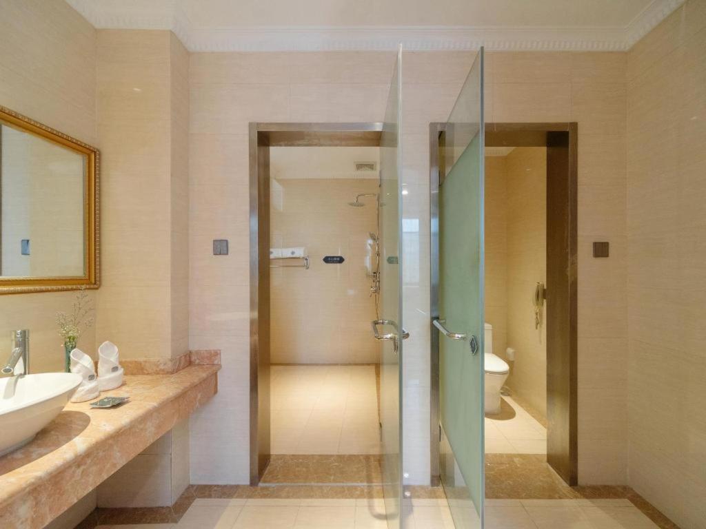Chonpines Hotels- Shijiazhuang Fangbei Ershilipu  Екстер'єр фото